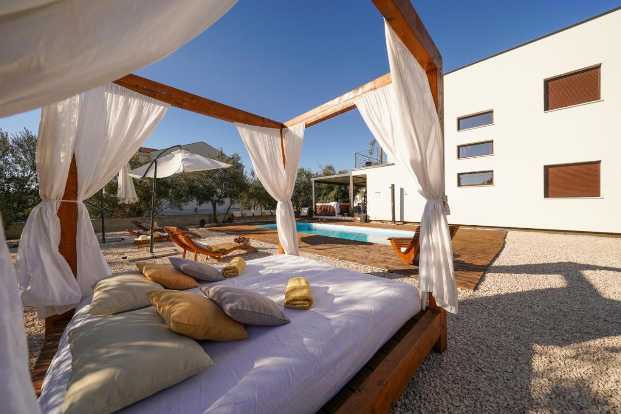 Villa Suncica With Heated Pool, Jacuzzi And Bikes Near Zadar Sukosan Ngoại thất bức ảnh