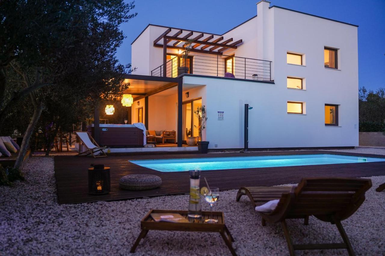 Villa Suncica With Heated Pool, Jacuzzi And Bikes Near Zadar Sukosan Ngoại thất bức ảnh