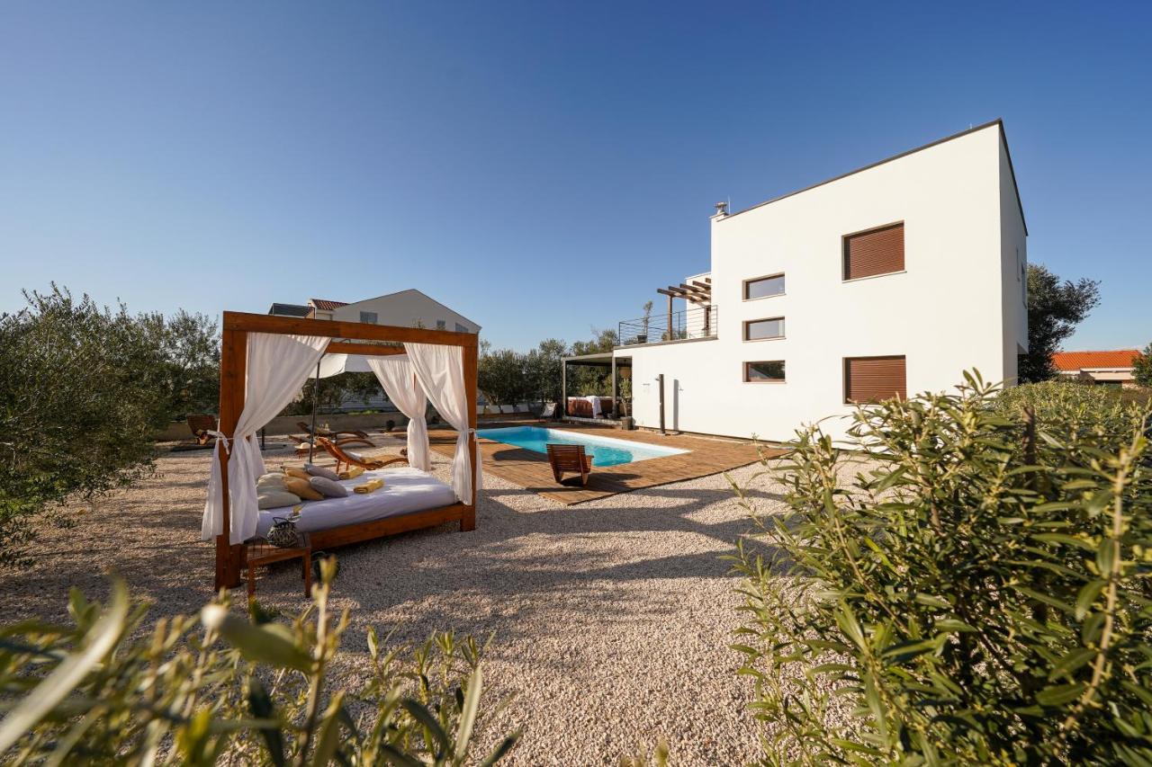 Villa Suncica With Heated Pool, Jacuzzi And Bikes Near Zadar Sukosan Ngoại thất bức ảnh