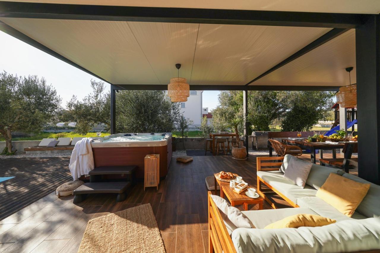 Villa Suncica With Heated Pool, Jacuzzi And Bikes Near Zadar Sukosan Ngoại thất bức ảnh