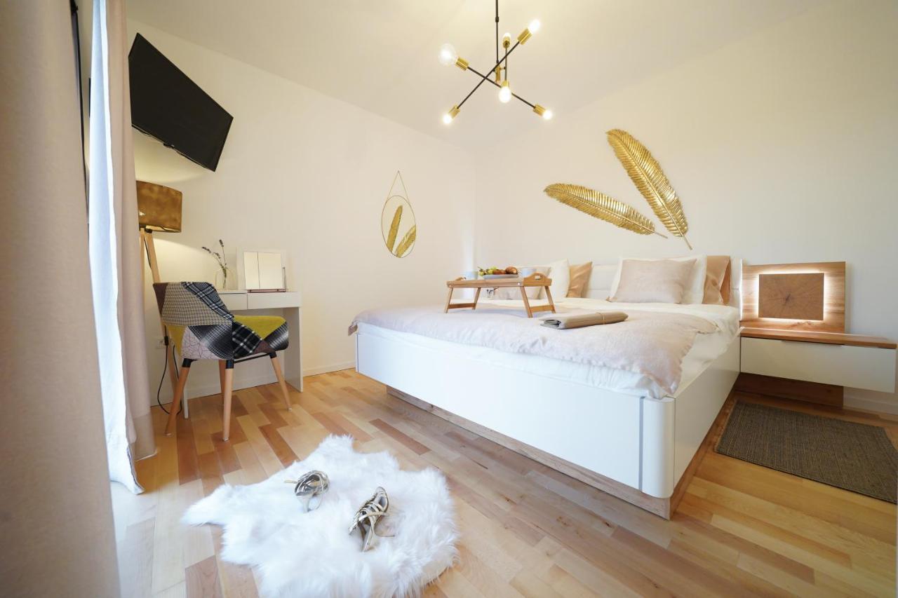 Villa Suncica With Heated Pool, Jacuzzi And Bikes Near Zadar Sukosan Ngoại thất bức ảnh